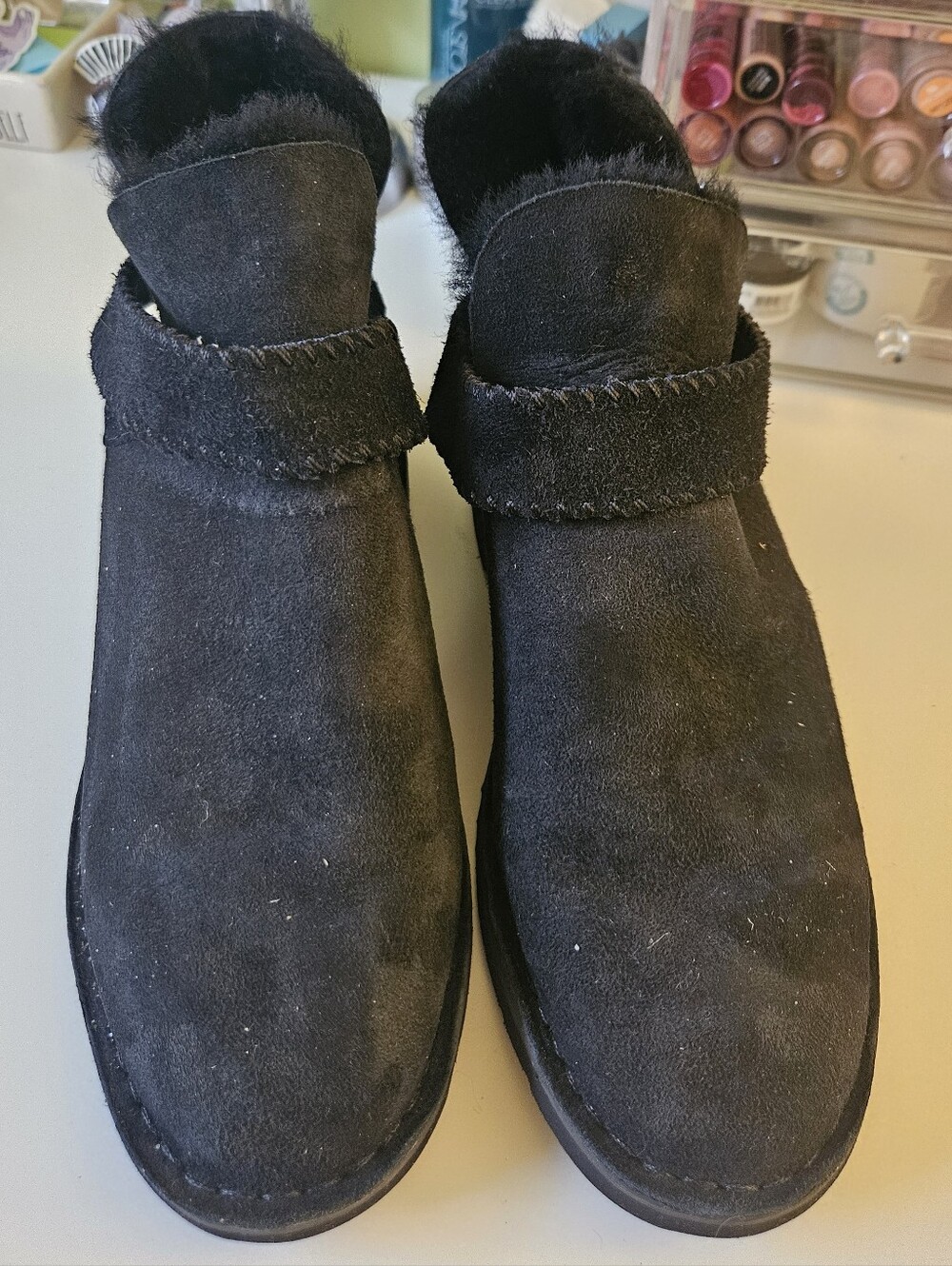 New Ugg McKay Black Suede Booties Size 8 Wool Winteter Cozy Casual